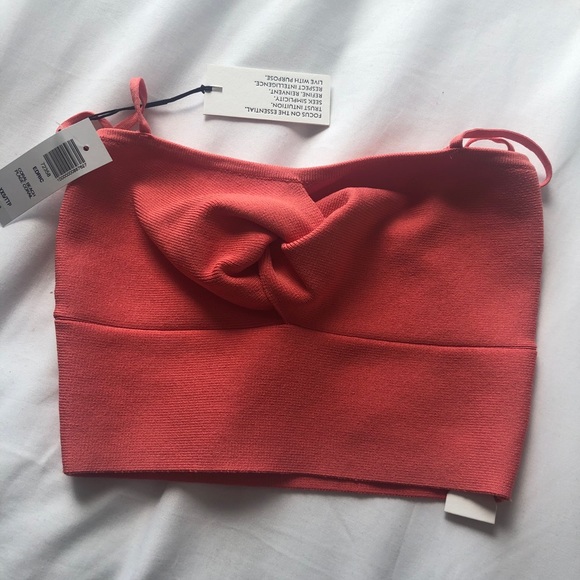 NEW Babaton Pink Crop Top - Picture 1 of 2